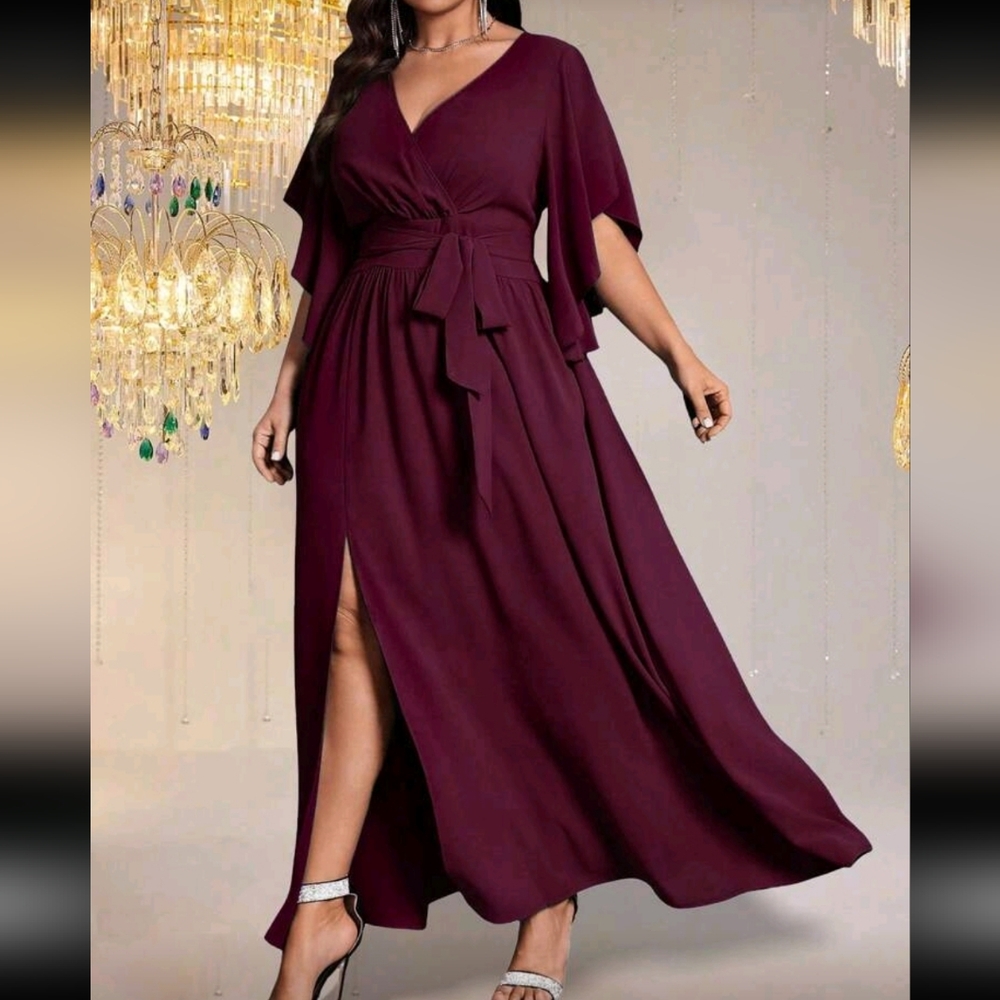 Plus Size Elegant Olive Green Maxi Dress - Picture 6 of 12